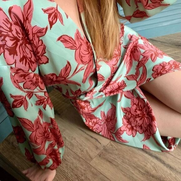 Zara Wrap Style Midi Floral Print Long Sleeves Satin - Picture 3 of 9